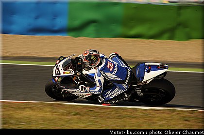 sbk_melandri_010_france_magny_cours_2011.jpg