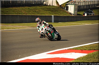 sbk_rea_002_france_magny_cours_2011.jpg