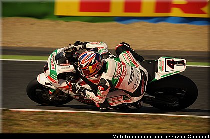 sbk_rea_006_france_magny_cours_2011.jpg