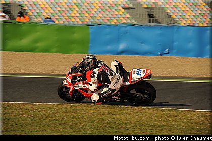 supersport_pirotta_002_france_magny_cours_2011.jpg