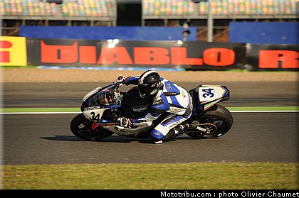 supersport_quarmby_002_france_magny_cours_2011.jpg