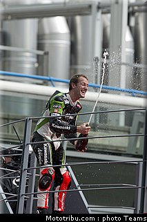 superbike_sykes_024_italie_monza_2012.jpg