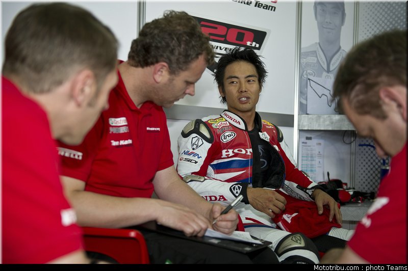 sbk_aoyama_006_espagne_aragon_2012