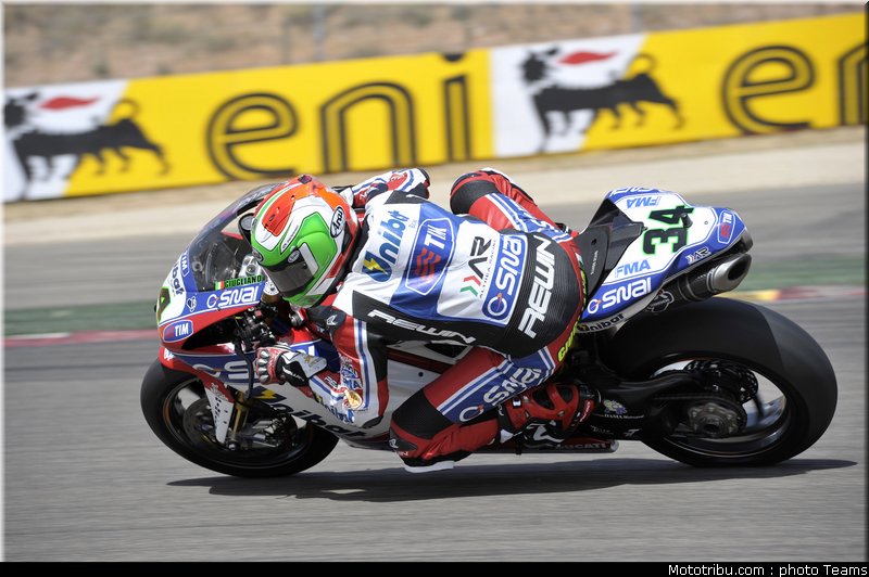 sbk_giugliano_004_espagne_aragon_2012