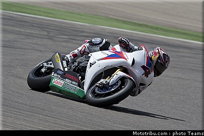 sbk_aoyama_003_espagne_aragon_2012.jpg