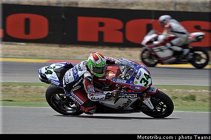 sbk_giugliano_003_espagne_aragon_2012.jpg
