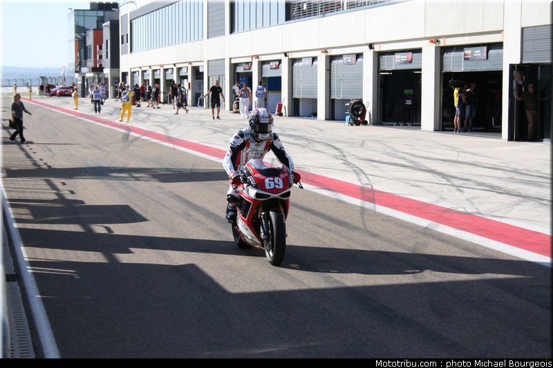 1000stk_jezek_002_espagne_aragon_2012
