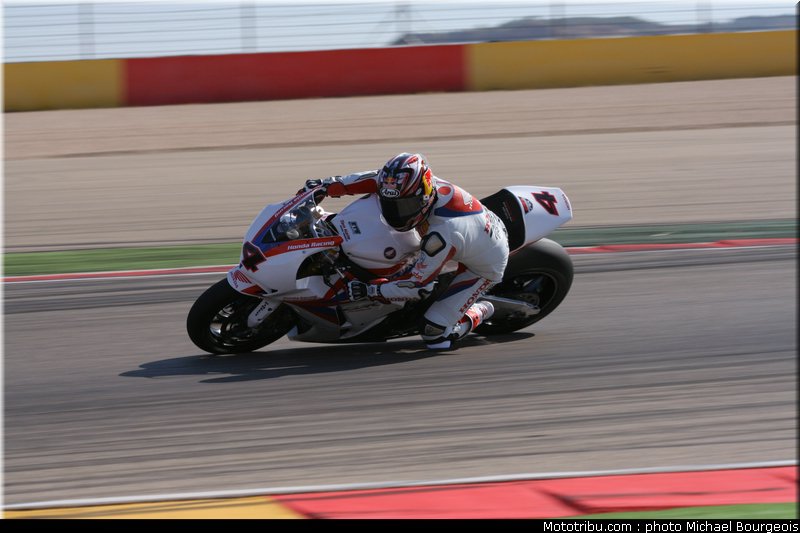 sbk_aoyama_003_espagne_aragon_2012