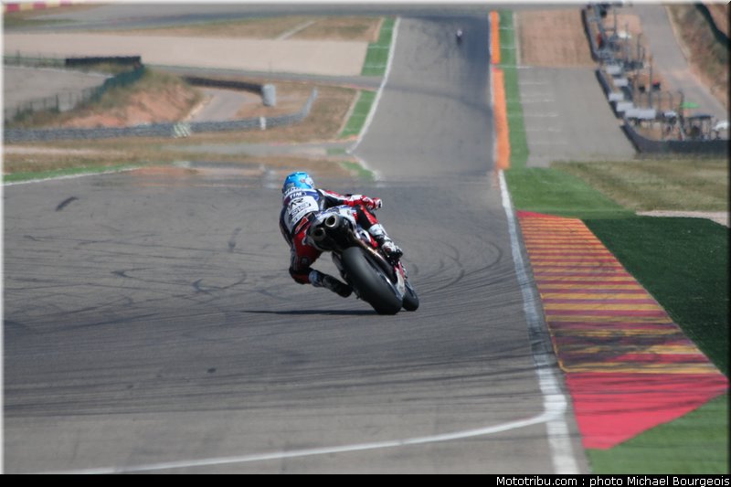 sbk_checa_015_espagne_aragon_2012