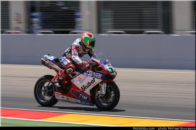 sbk_giugliano_007