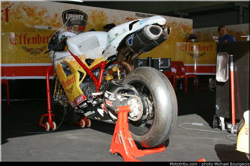 sbk_guintoli_005