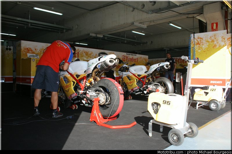 sbk_guintoli_006