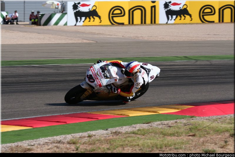 sbk_guintoli_011