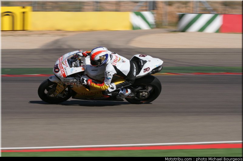 sbk_guintoli_012