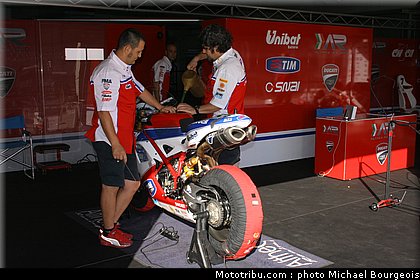 sbk_giugliano_001.jpg