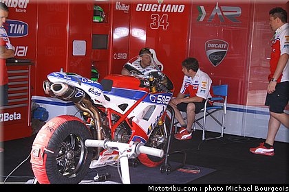 sbk_giugliano_002.jpg