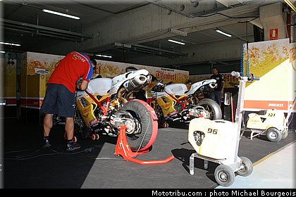 sbk_guintoli_006.jpg