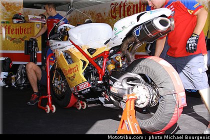 sbk_guintoli_008.jpg