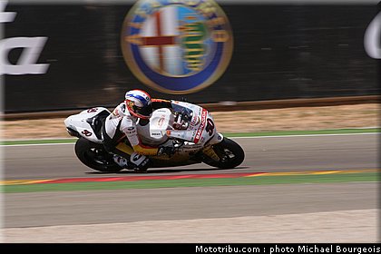 sbk_guintoli_016.jpg