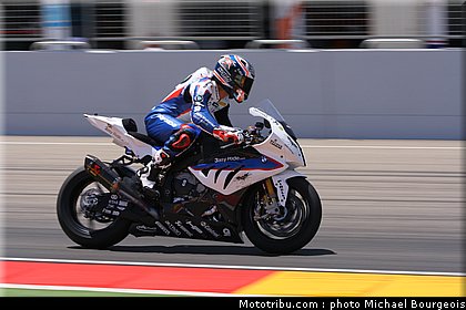 sbk_melandri_004.jpg