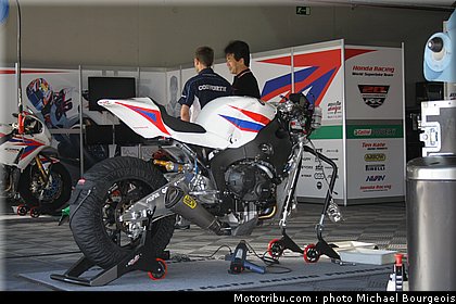 sbk_rea_001.jpg
