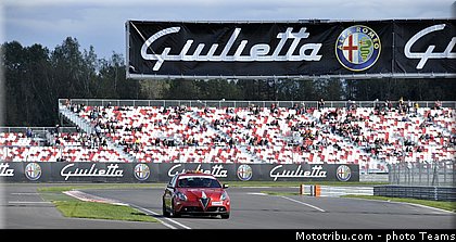 sbk_ambiance_012_wsbk_2012_russie_moscou.jpg