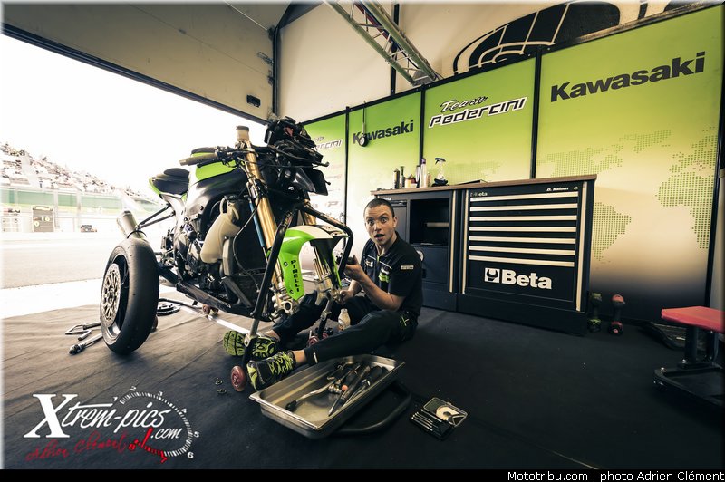 sbk_ambiance_003_france_magny_cours_2012