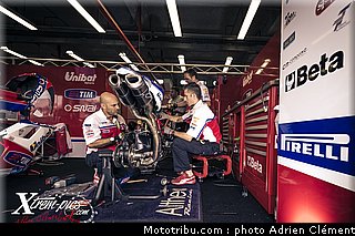 sbk_ambiance_010_france_magny_cours_2012.jpg
