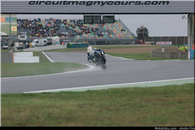 1000stk_barrier_001_france_magny_cours_2012