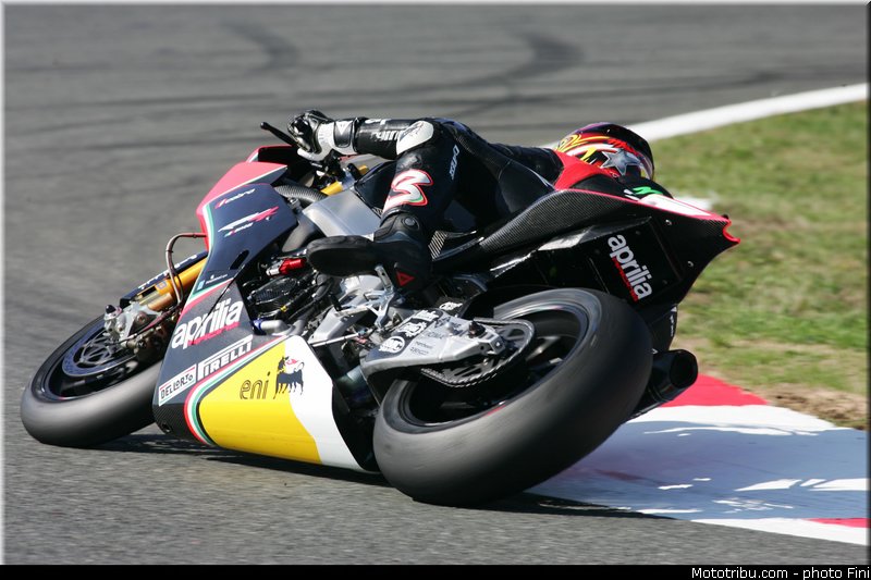 sbk_biaggi_015_france_magny_cours_2012