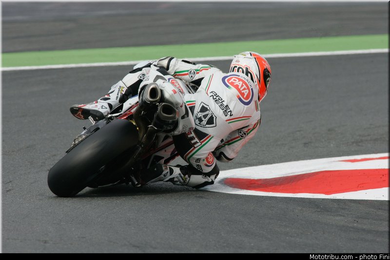 sbk_zanetti_001_france_magny_cours_2012