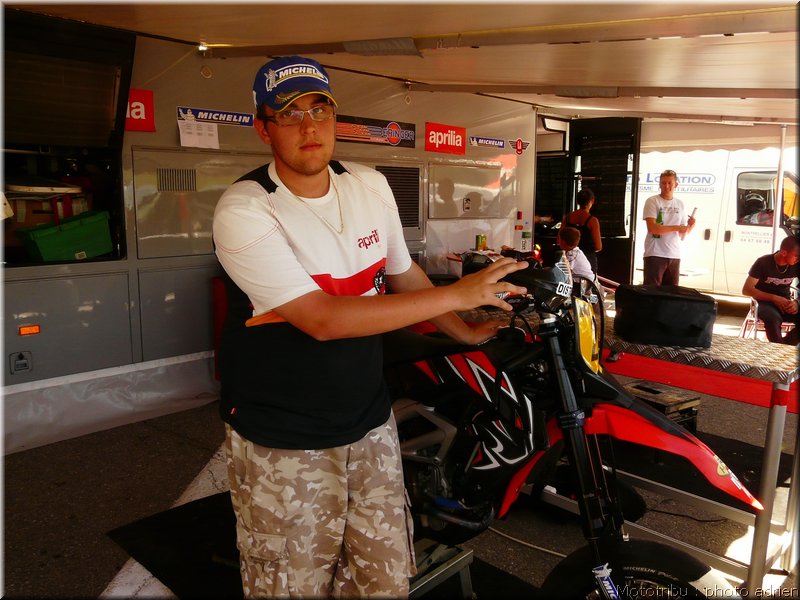 supermotard-alphuez2008-paddock_058