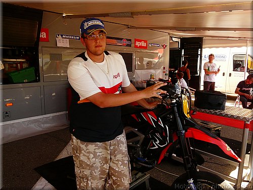 supermotard-alphuez2008-paddock_058.JPG