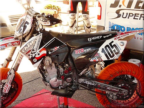supermotard-alphuez2008-paddock_071.JPG