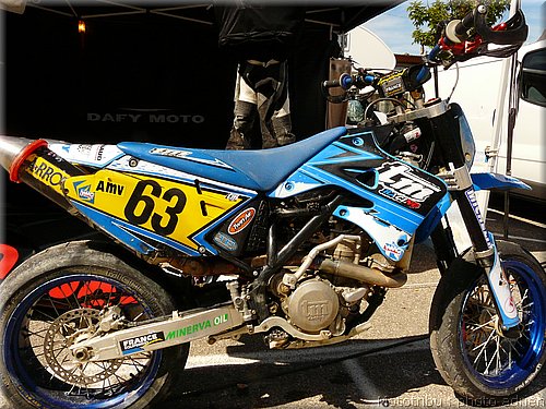 supermotard-alphuez2008-paddock_074.JPG