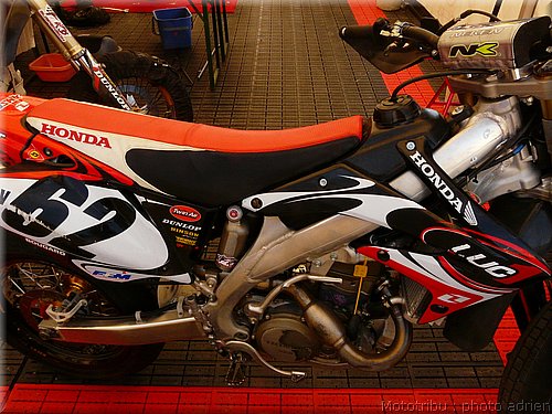 supermotard-alphuez2008-paddock_085.JPG