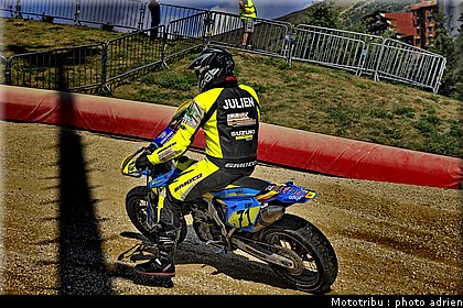71_2_supermotard_alp_huez_2009.jpg