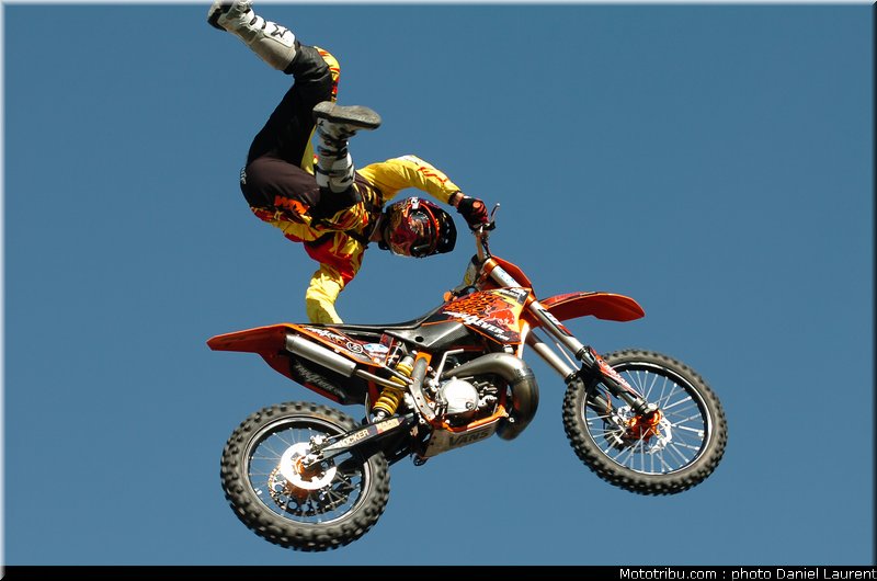 superbiker_freestyle_22_mettet_2010