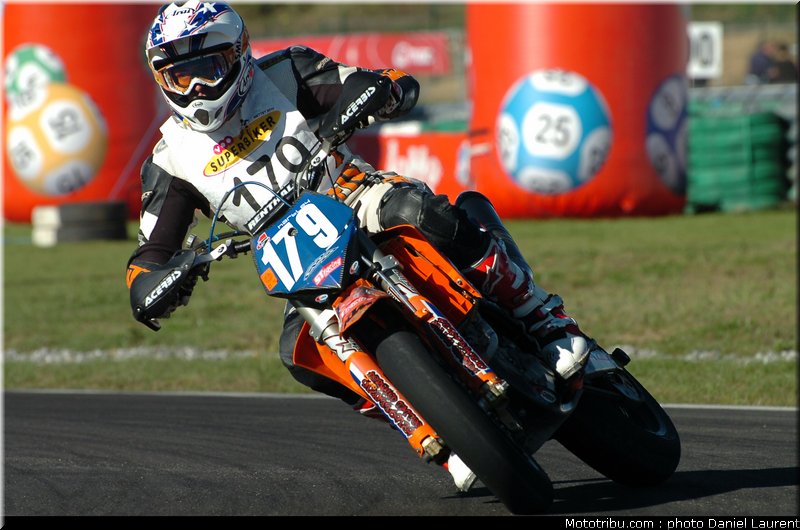 superbiker_hartley_1_mettet_2010