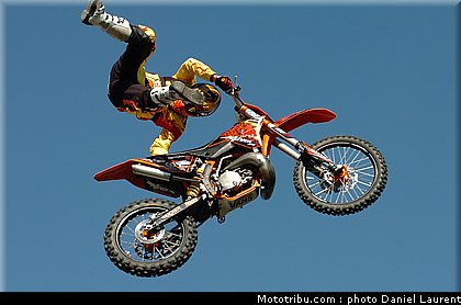 superbiker_freestyle_21_mettet_2010.JPG