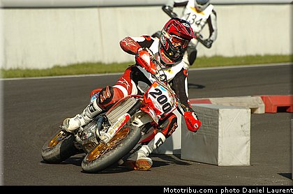 superbiker_hartleyr_mettet_2010.JPG
