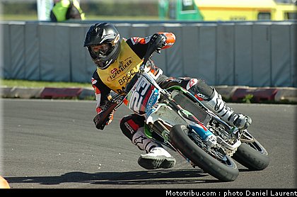 superbiker_parkes_2_mettet_2010.JPG