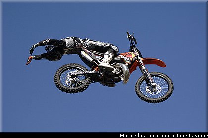 superbiker_freestyle_12_mettet_2010.JPG