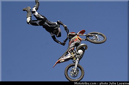 superbiker_freestyle_25_mettet_2010.JPG