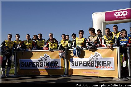 superbiker_groupe_10_mettet_2010.JPG