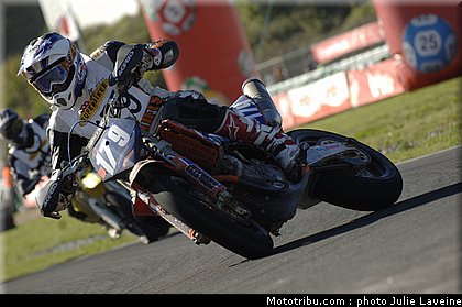 superbiker_hartley_2_mettet_2010.jpg