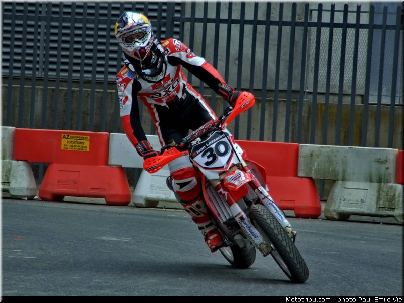 lazzarini_2_supermotard_tours_2010