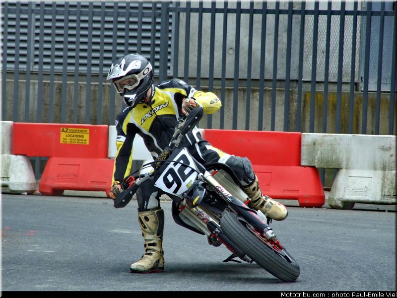 picavet_1_supermotard_tours_2010