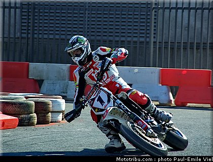 chareyre_adrien_6_supermotard_tours_2010.JPG
