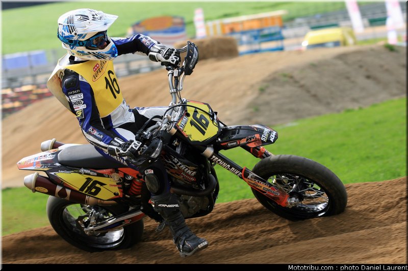 aquino_001_superbiker_mettet_2011
